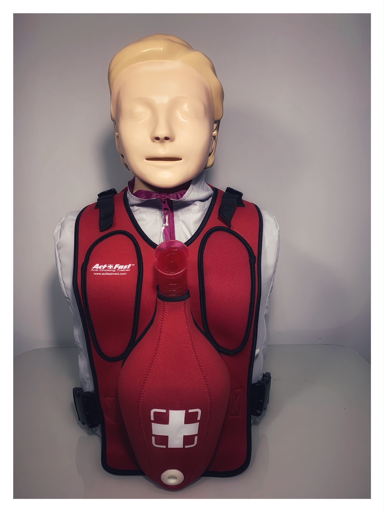 BHP Oferta - kamizelka do ćwiczeń przy zakrztuszeniach